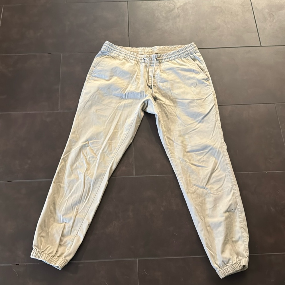 Khaki pants